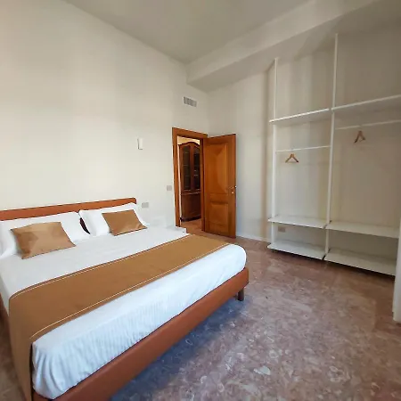 Le Due Piazze ג'נובה