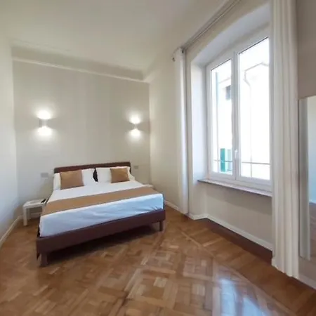 Le Due Piazze * ג'נובה