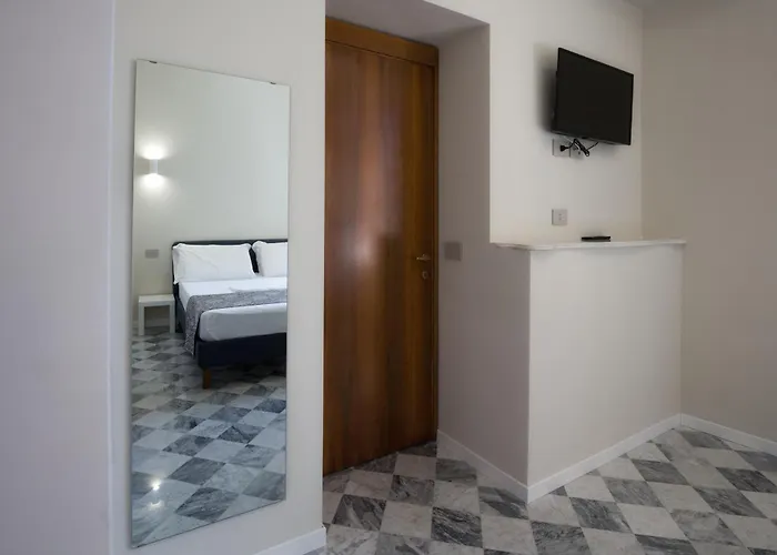 Le Due Piazze Genova